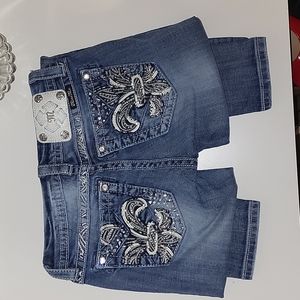 EUC*Miss Me skinny jeans, slight destructed style, leather/rinestone embellished
